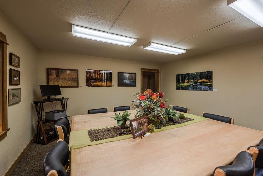 Wall Street Suites Бенд Экстерьер фото